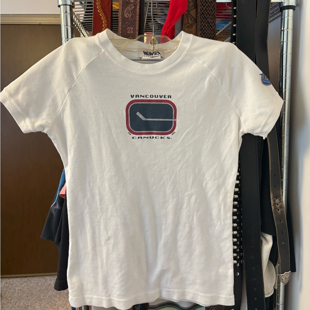 Vancouver Canucks White Kids Short Sleeve Tee